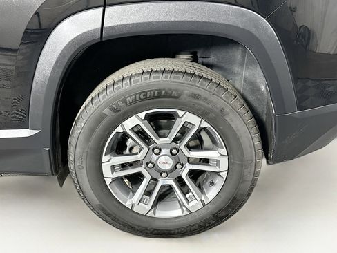 Used 2025 GMC Terrain Elevation image 11