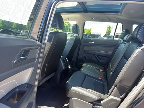 Used 2023 Volkswagen Atlas SE AWD/4WD image 31