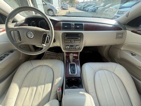 Used 2009 Buick Lucerne CXL image 9