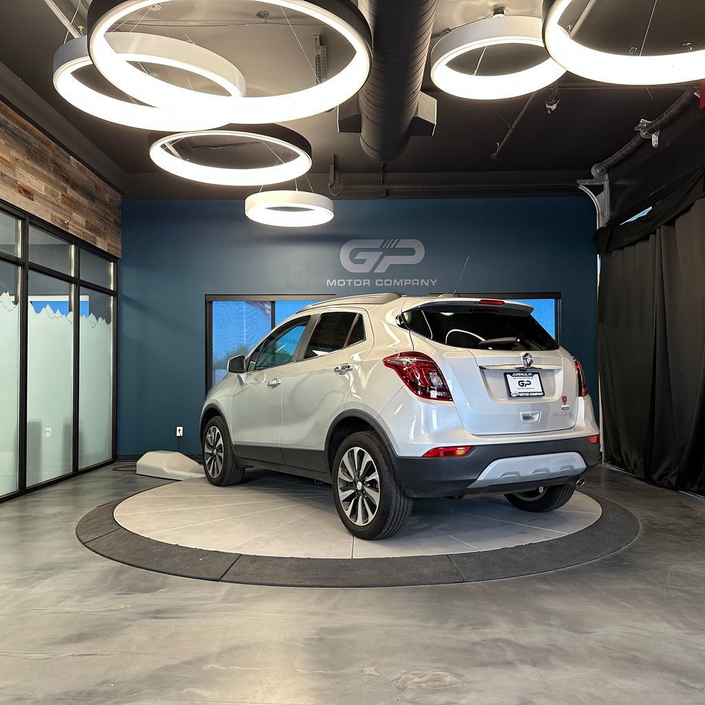 Used 2021 Buick Encore Preferred w/ Safety Package AWD/4WD image 5