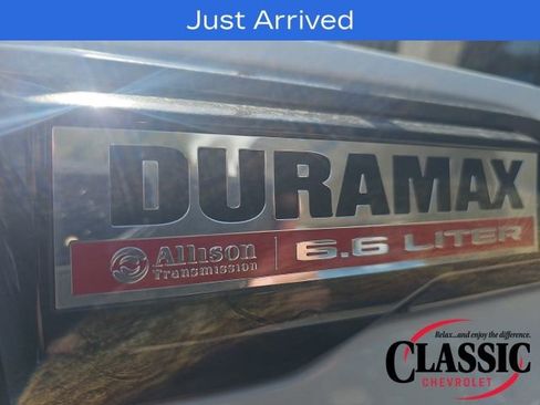 Used 2024 GMC Sierra 2500 AT4 w/ AT4 Premium Plus Package image 11