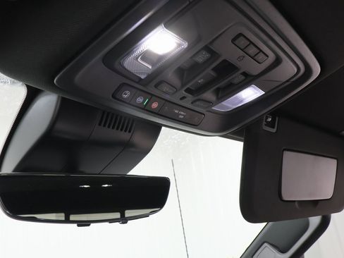 Used 2024 Chevrolet Silverado 2500 High Country w/ High Country Premium Package image 17