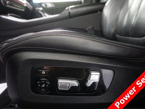Used 2019 BMW X5 xDrive50i w/ M Sport Package image 8