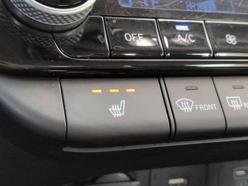 Used 2025 Hyundai Elantra SEL FWD image 22