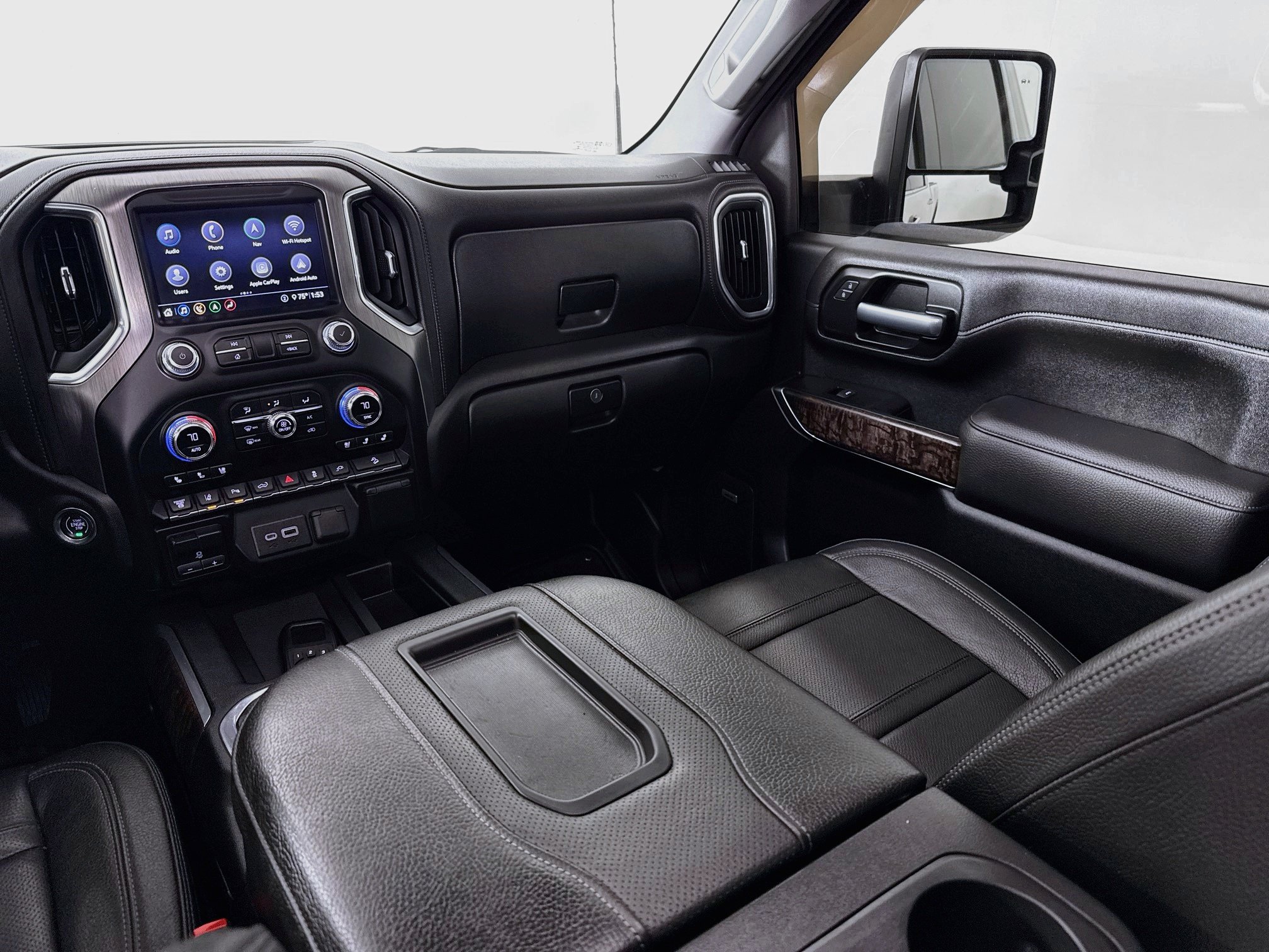 Used 2020 GMC Sierra 2500 Denali w/ Denali Ultimate Package AWD/4WD image 27