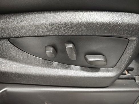 Used 2015 GMC Yukon Denali image 44