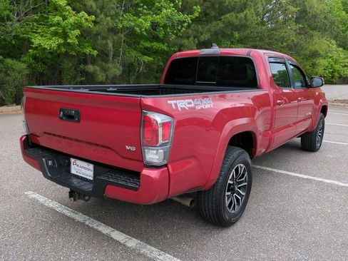 Used 2023 Toyota Tacoma TRD Sport AWD/4WD image 4