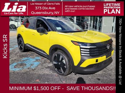 New 2026 Nissan Kicks SR w/ Cold Weather Package