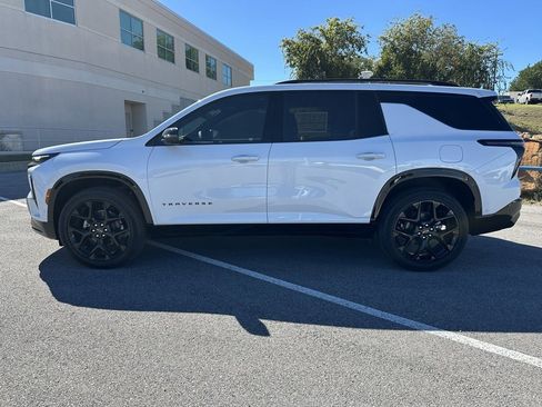 New 2026 Chevrolet Traverse RS image 2