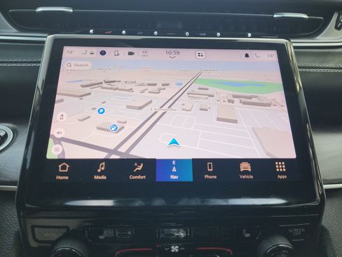 Used 2022 Jeep Grand Cherokee Limited image 28