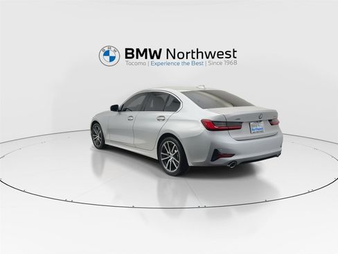 Used 2019 BMW 330i xDrive 330i xDrive image 12