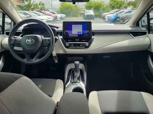 Used 2023 Toyota Corolla LE FWD image 16
