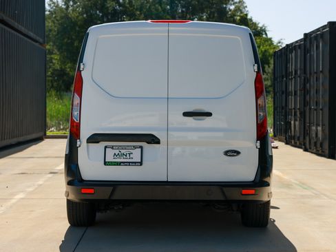 Used 2020 Ford Transit Connect XL FWD image 11