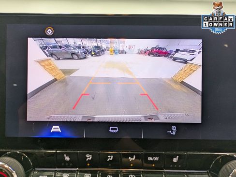Used 2024 Chevrolet Colorado LT w/ LT Convenience Package III AWD/4WD image 14