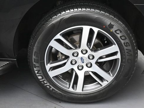 Used 2024 Ford Expedition Limited AWD/4WD image 8