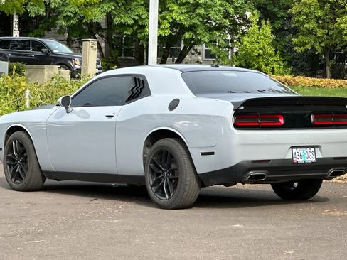 Used 2021 Dodge Challenger SXT AWD/4WD image 6