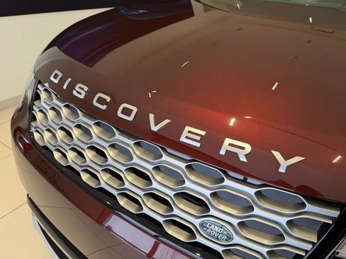 New 2026 Land Rover Discovery Limited Edition AWD/4WD image 6