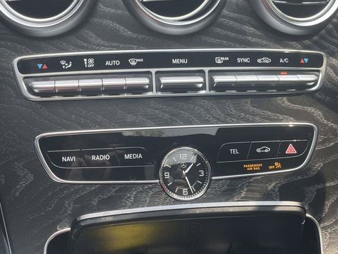 Used 2021 Mercedes-Benz C 300 Sedan image 24