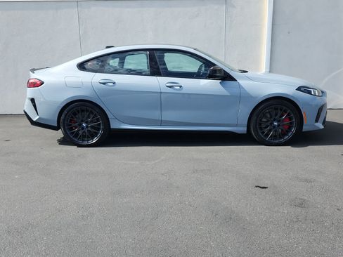 Used 2026 BMW M235i xDrive w/ Technology Package AWD/4WD image 3