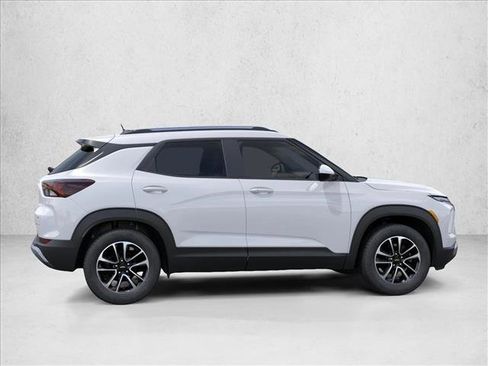 New 2026 Chevrolet TrailBlazer LT FWD image 6
