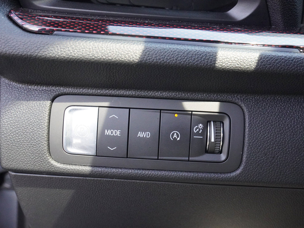Used 2026 Chevrolet Traverse RS AWD/4WD image 50