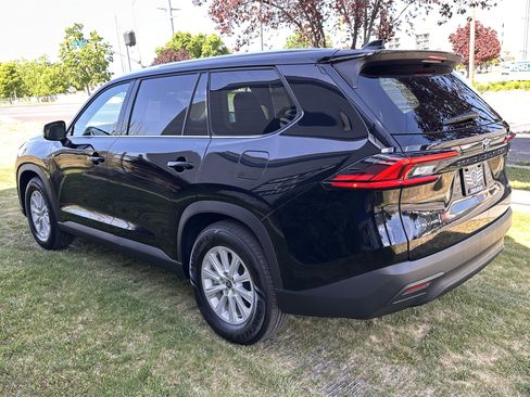 Used 2026 Toyota Grand Highlander AWD Hybrid image 10