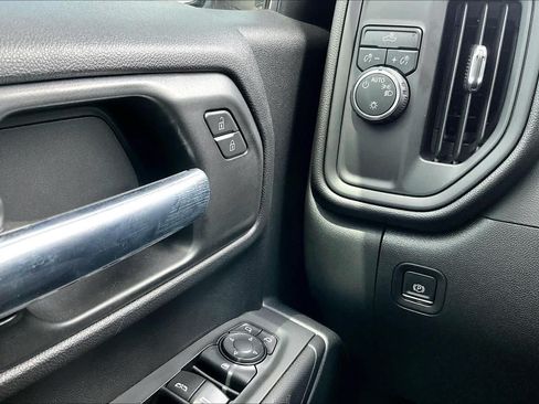 Used 2026 Chevrolet Silverado 1500 Custom RWD image 36