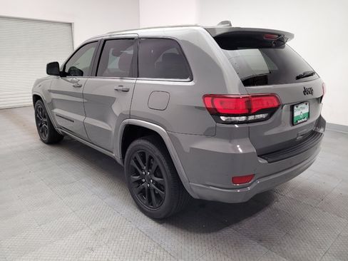 Used 2022 Jeep Grand Cherokee Laredo X RWD image 5
