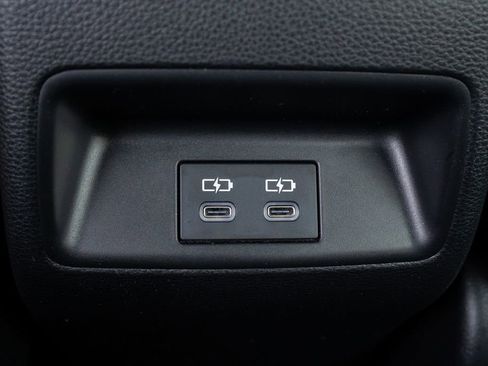 Used 2024 Toyota Corolla SE image 38