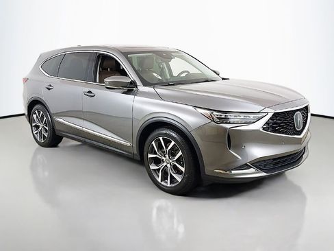 Used 2023 Acura MDX SH-AWD w/ Technology Package image 2