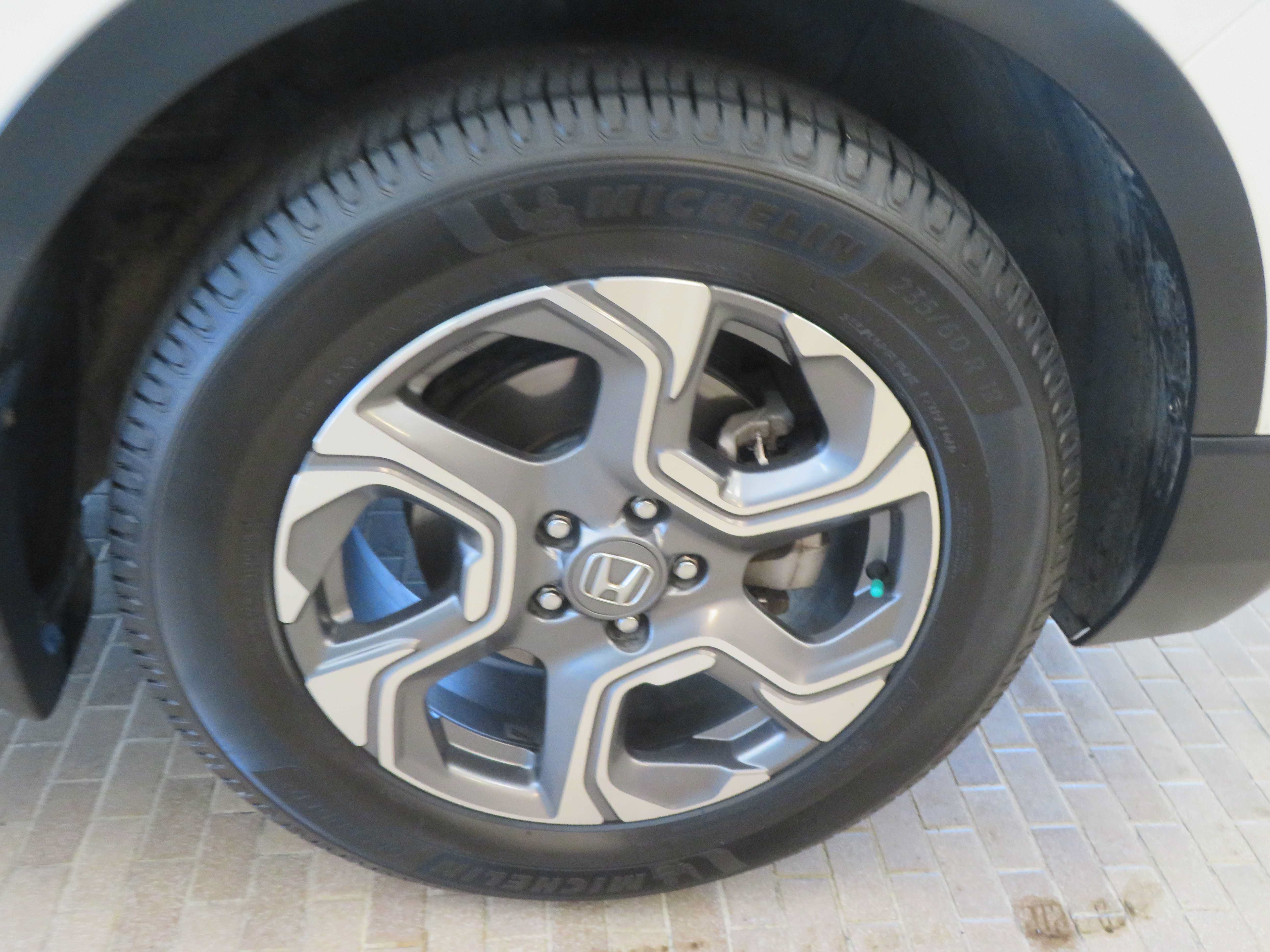 Used 2018 Honda CR-V EX-L image 10