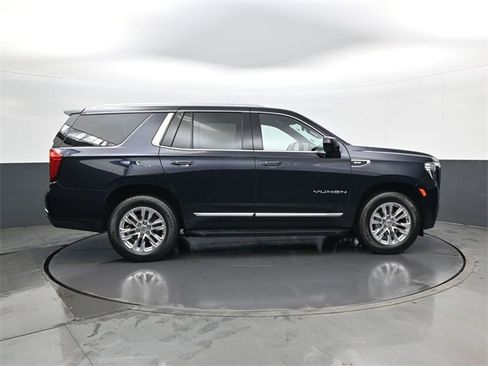 Used 2023 GMC Yukon SLT image 4