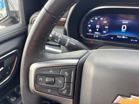 Used 2023 Chevrolet Tahoe Premier image 32