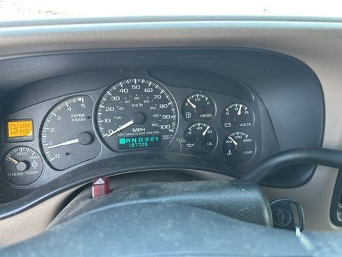 Used 2002 Chevrolet Silverado 2500 LT w/ Off-Road Skid Plate Pkg image 18