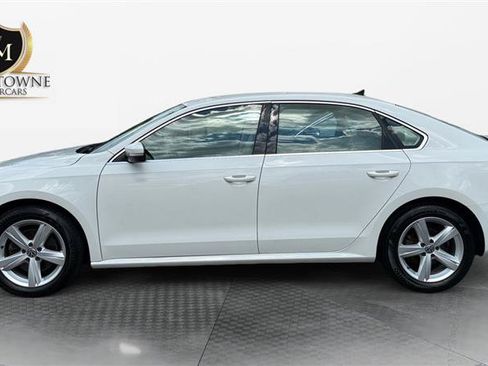Used 2015 Volkswagen Passat 1.8T Limited Edition FWD image 2
