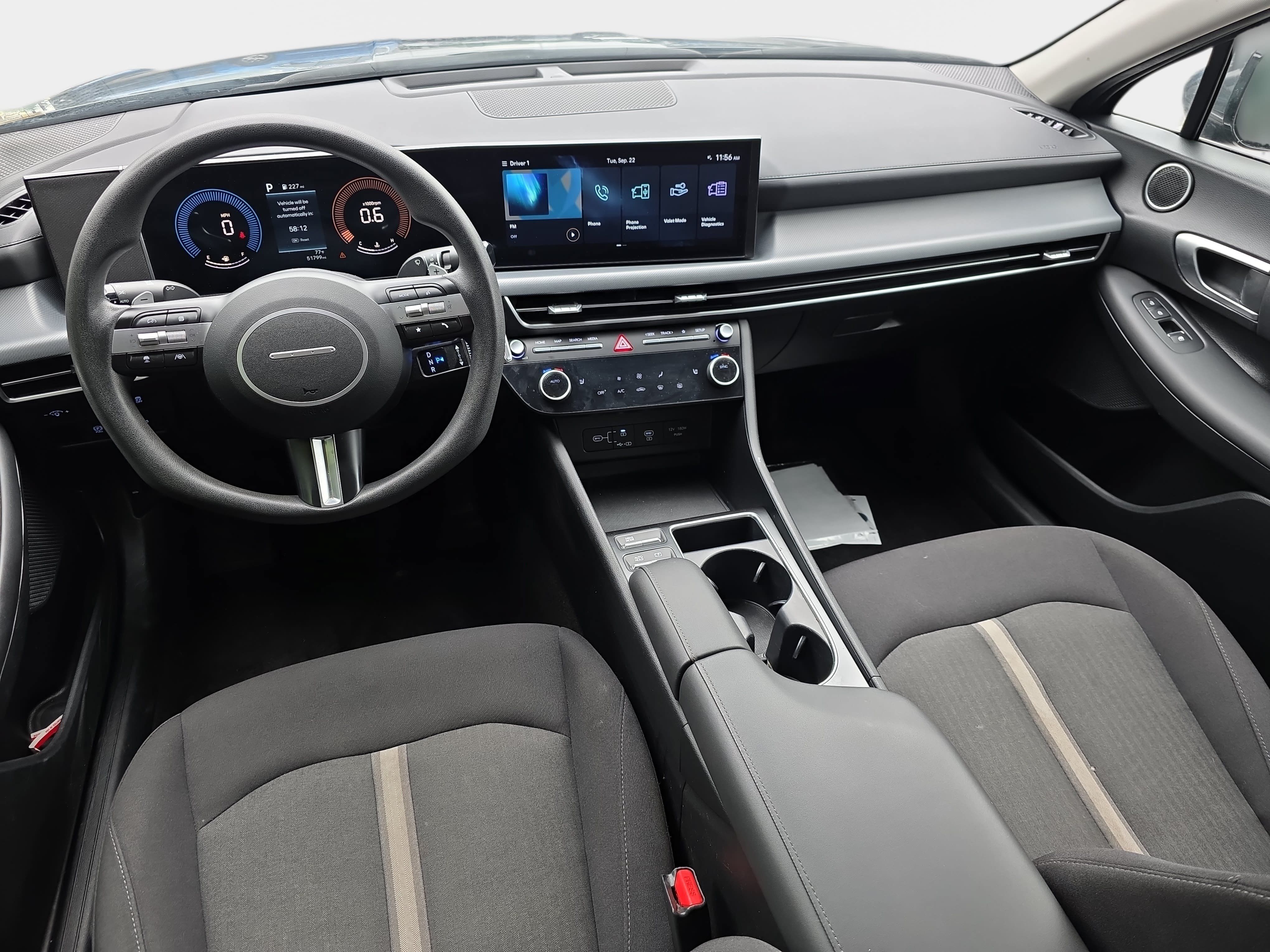 Used 2025 Hyundai Sonata SEL FWD image 12