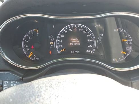 Used 2018 Jeep Grand Cherokee Laredo image 23