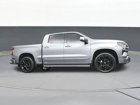 Used 2025 Chevrolet Silverado 1500 High Country AWD/4WD image 65