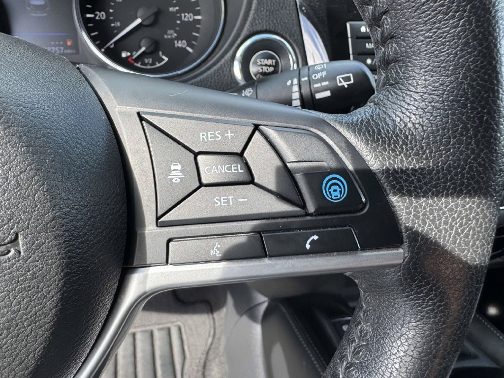 Used 2020 Nissan Rogue SL AWD/4WD image 21