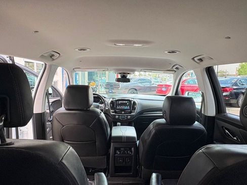 Used 2018 Chevrolet Traverse Premier w/ LPO, Floor Liner Package FWD image 32