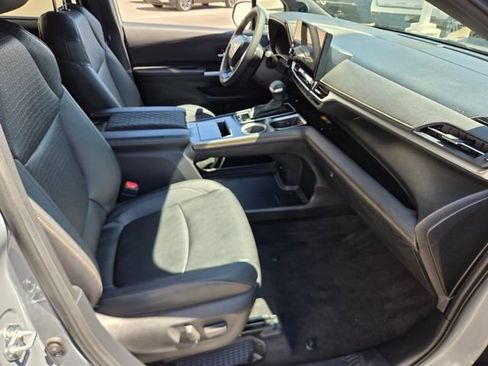 Used 2025 Toyota Sienna XLE Woodland Edition AWD/4WD image 16