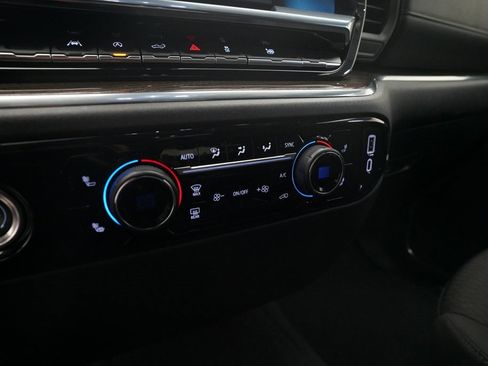 Used 2023 Chevrolet Silverado 1500 LT image 20