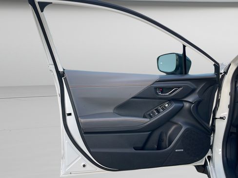 Used 2025 Subaru Crosstrek 2.5i Limited w/ Crosstrek Mirror Package image 20