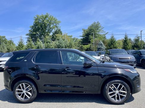 Certified 2025 Land Rover Discovery Sport Dynamic SE AWD/4WD image 4