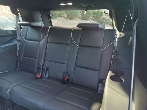 Certified 2024 Cadillac Escalade Sport image 25