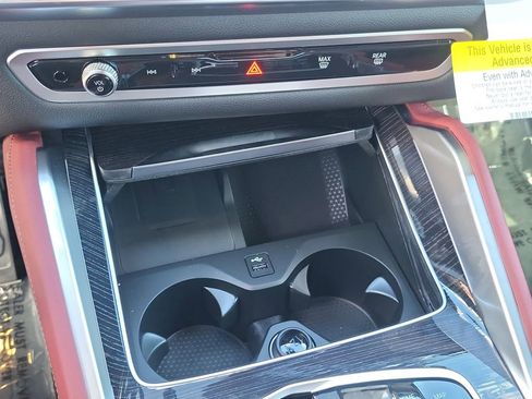 New 2026 BMW X6 xDrive40i w/ Climate Comfort Package image 30