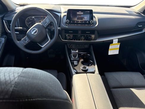 New 2026 Nissan Rogue SV image 10