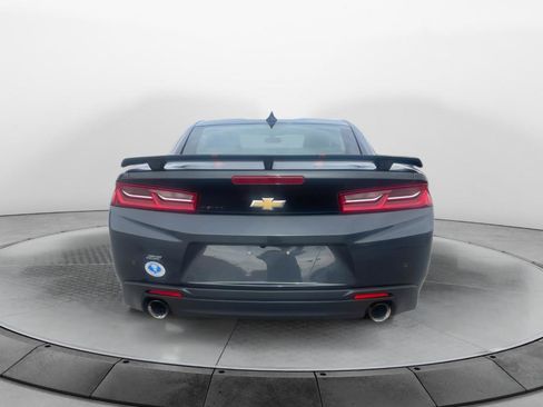 Used 2017 Chevrolet Camaro SS image 4