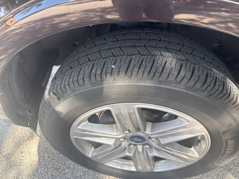 Used 2019 Ford F150 2WD SuperCrew image 4