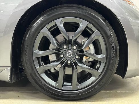 Used 2016 Nissan 370Z Coupe image 25